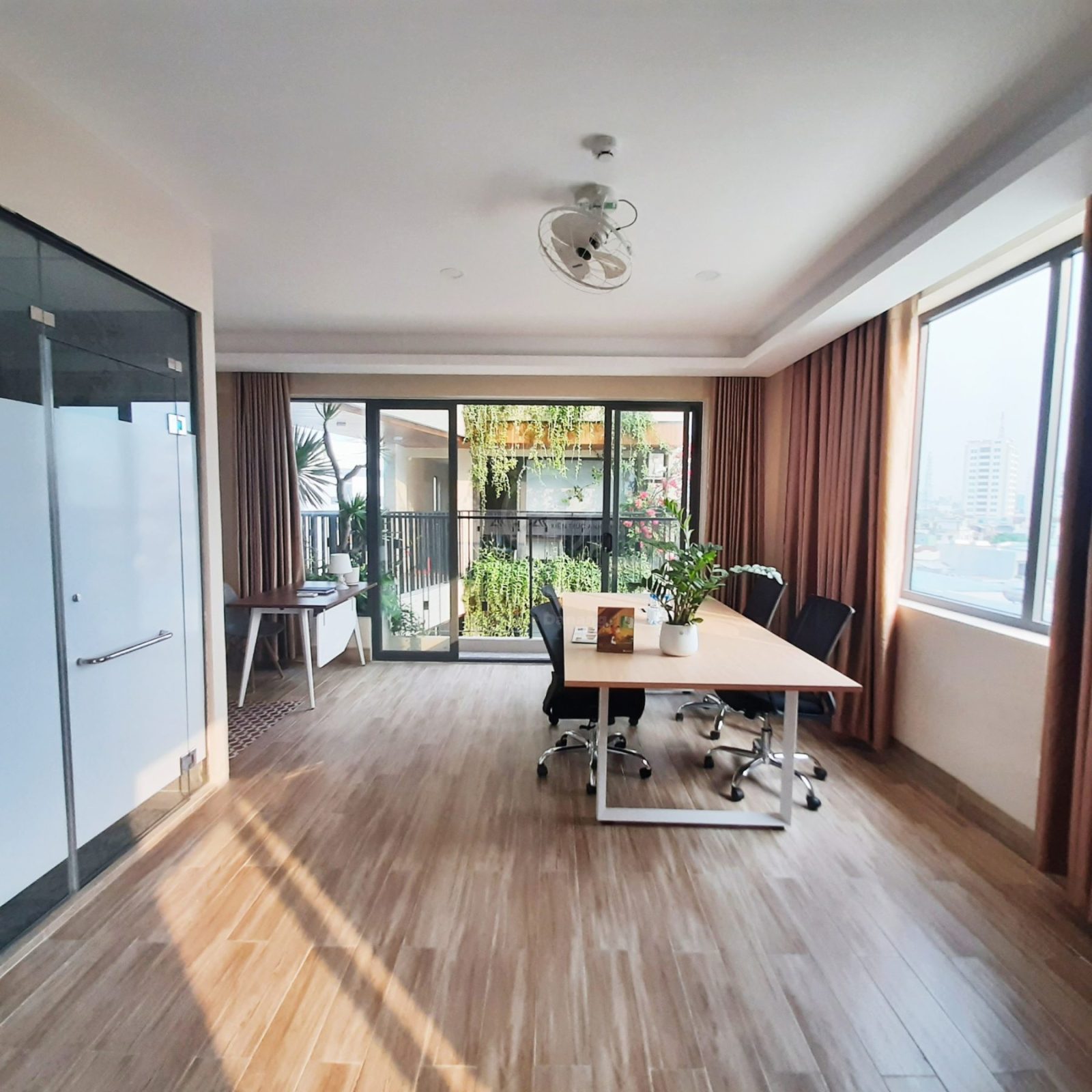 Toà nhà TRÀNG TIỀN