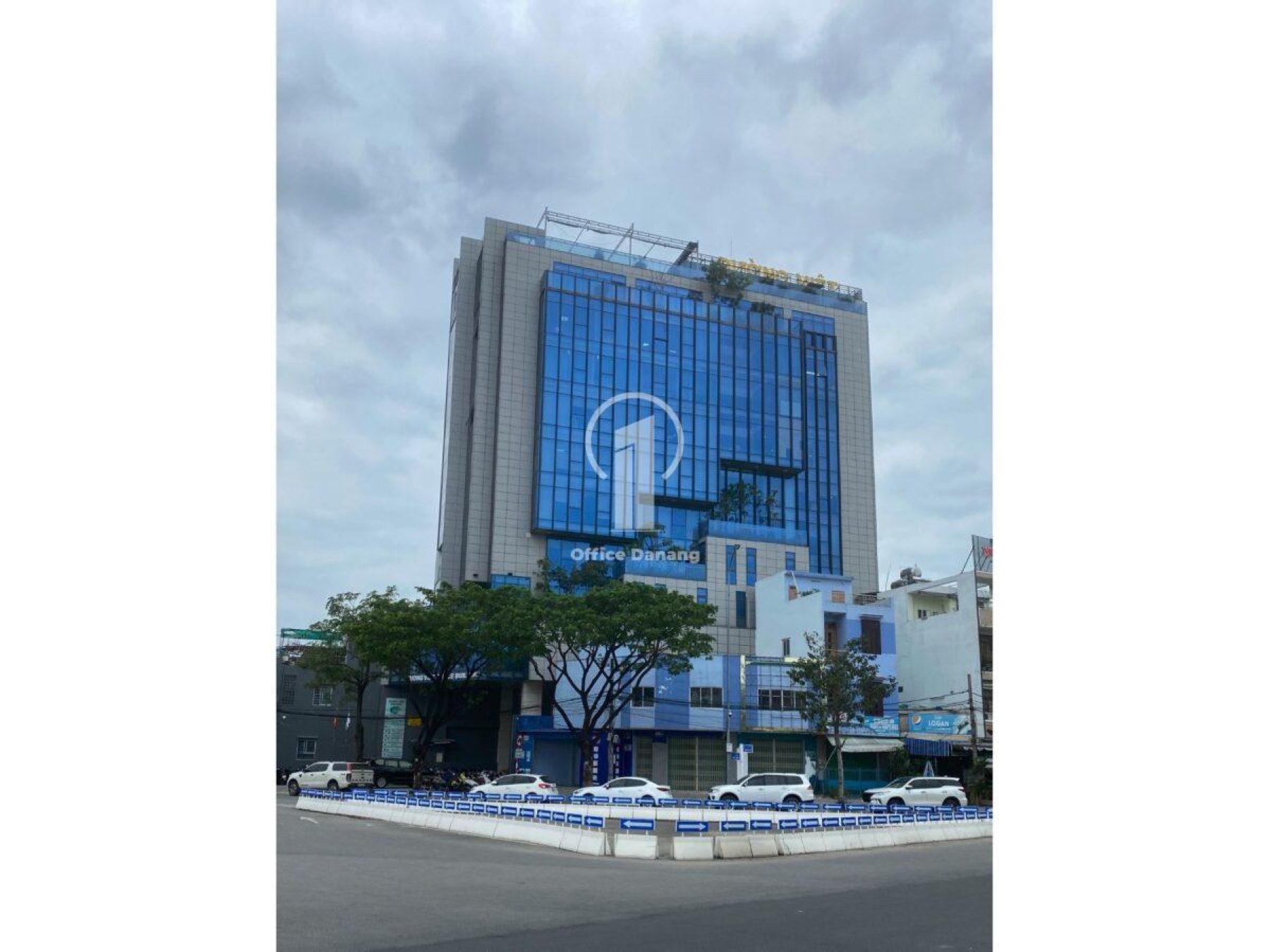 Toà nhà ĐƯỜNG VIỆT