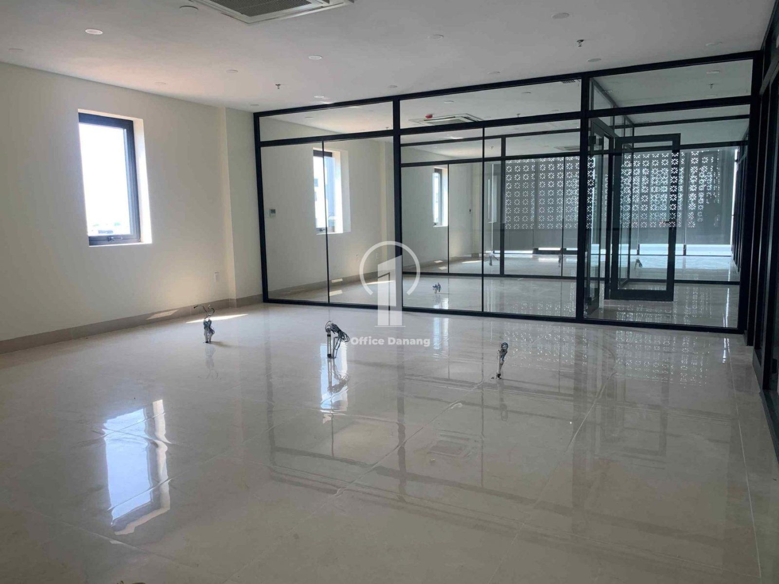 Toà nhà TẤN QUỐC