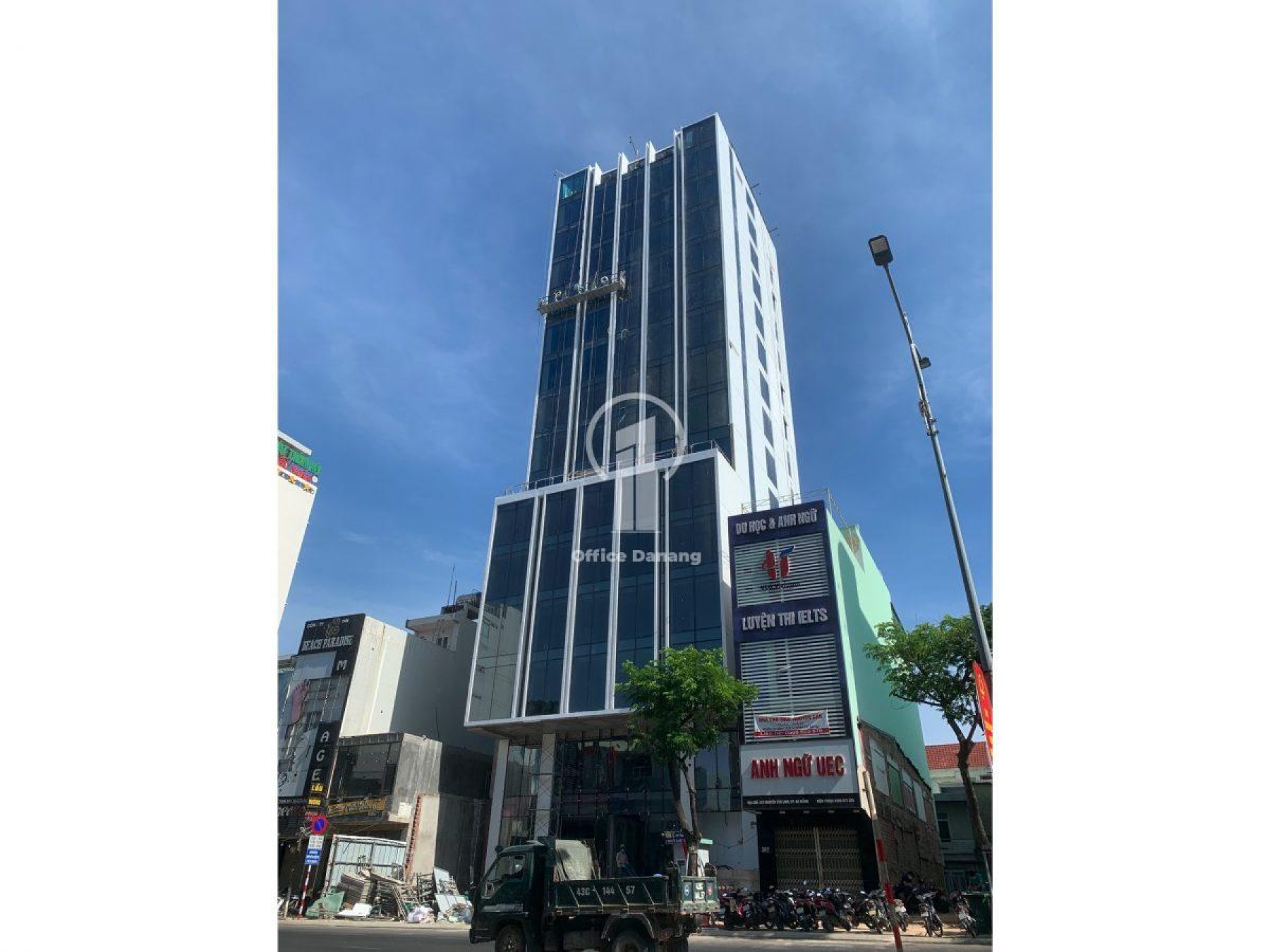 Toà nhà TECHCOMBANK NGUYỄN VĂN LINH