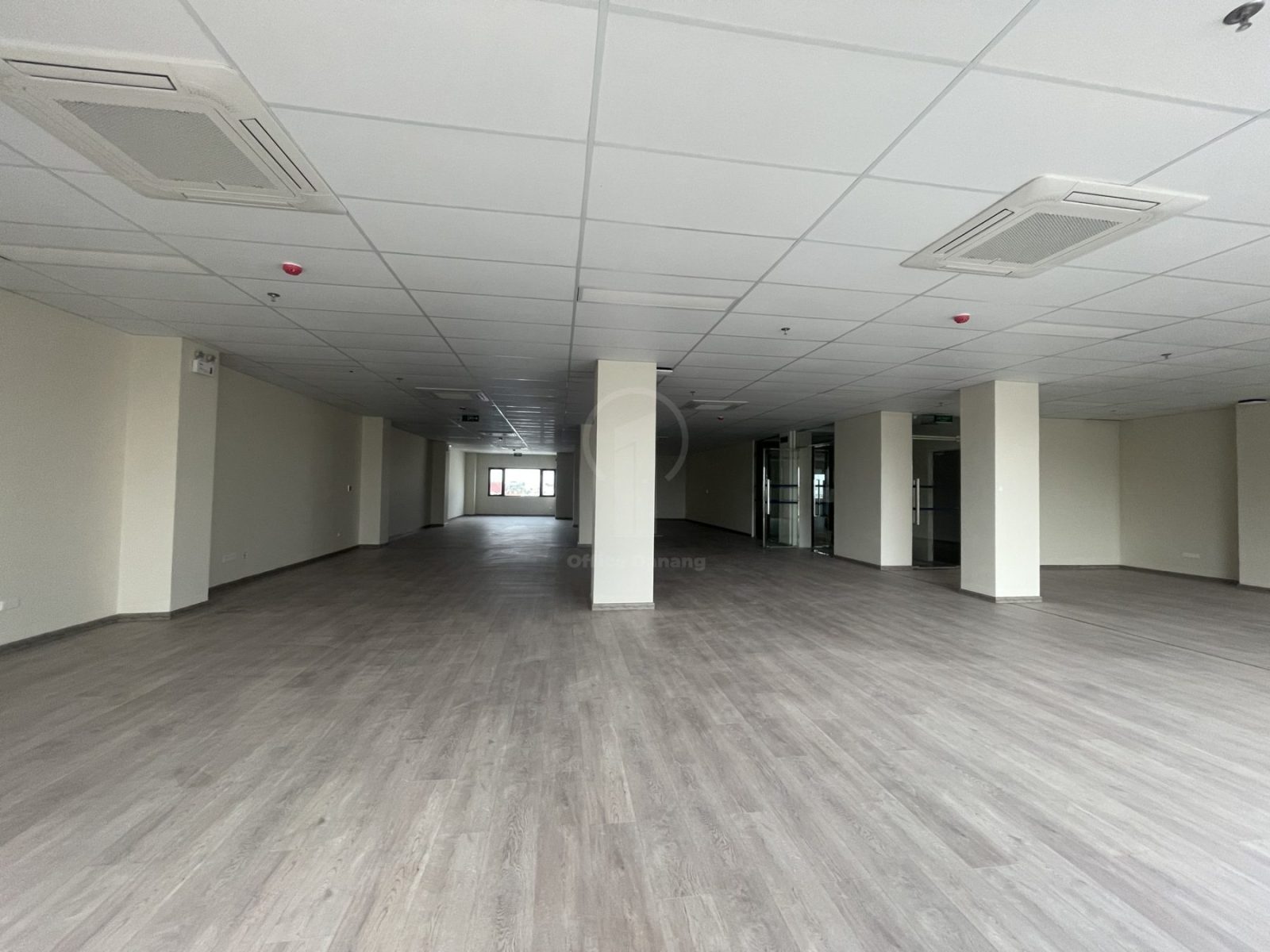 TOÀ NHÀ 222 NGUYỄN HỮU THỌ