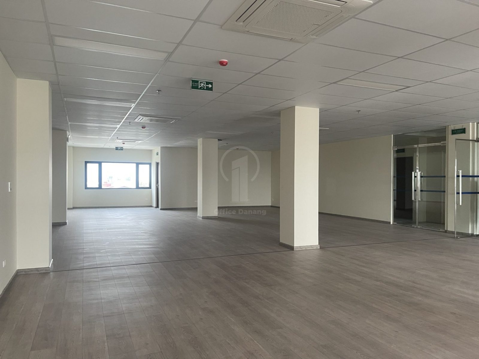 TOÀ NHÀ 222 NGUYỄN HỮU THỌ