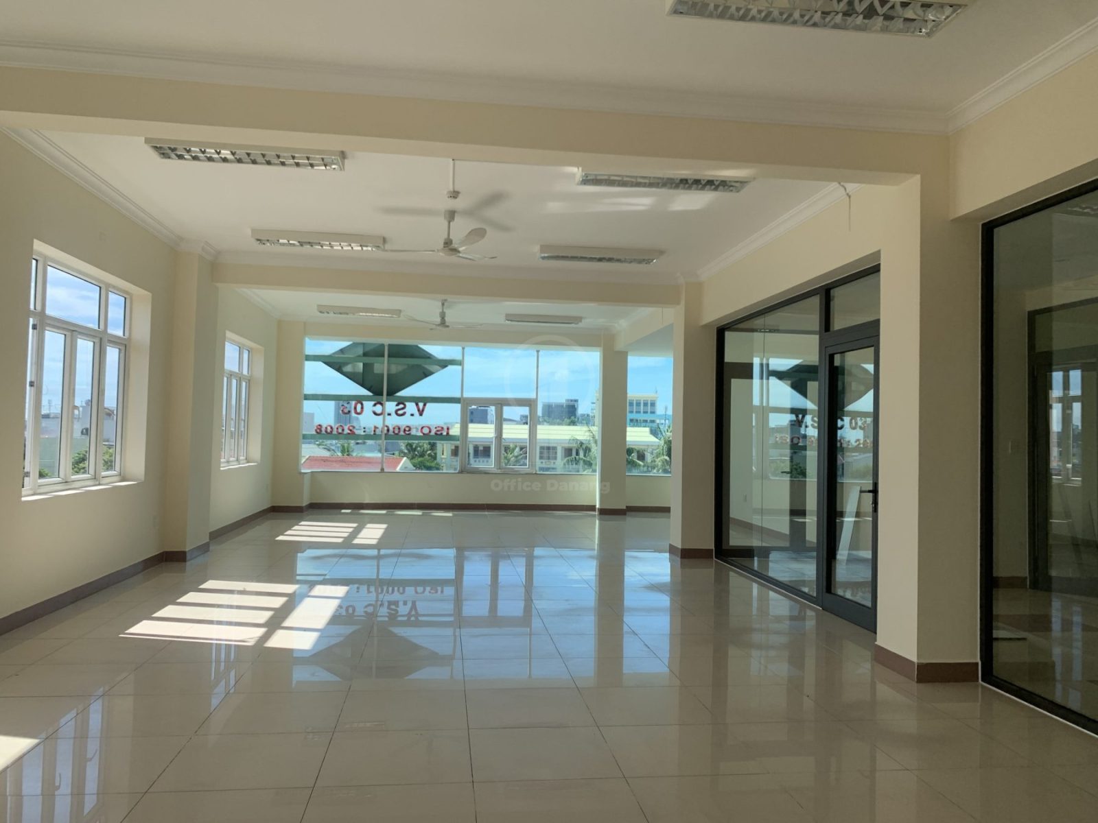 Toà nhà văn phòng TRẦN THỊ LÝ