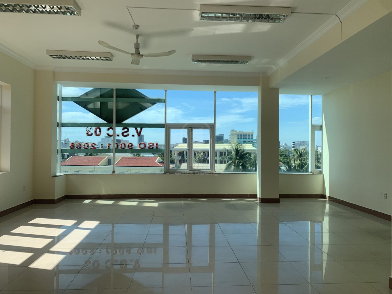 Toà nhà văn phòng TRẦN THỊ LÝ