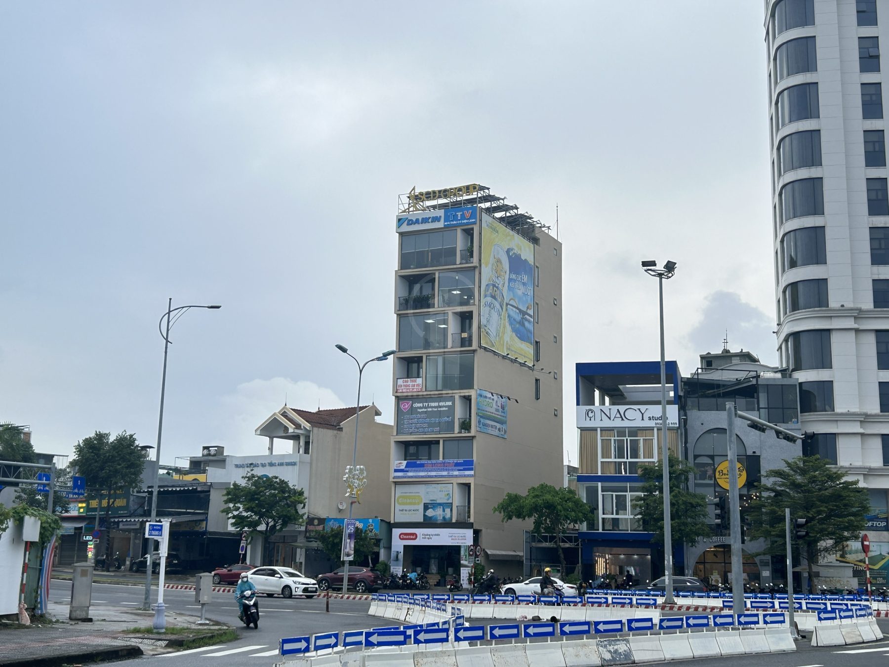 Toà nhà DŨNG TRÂM