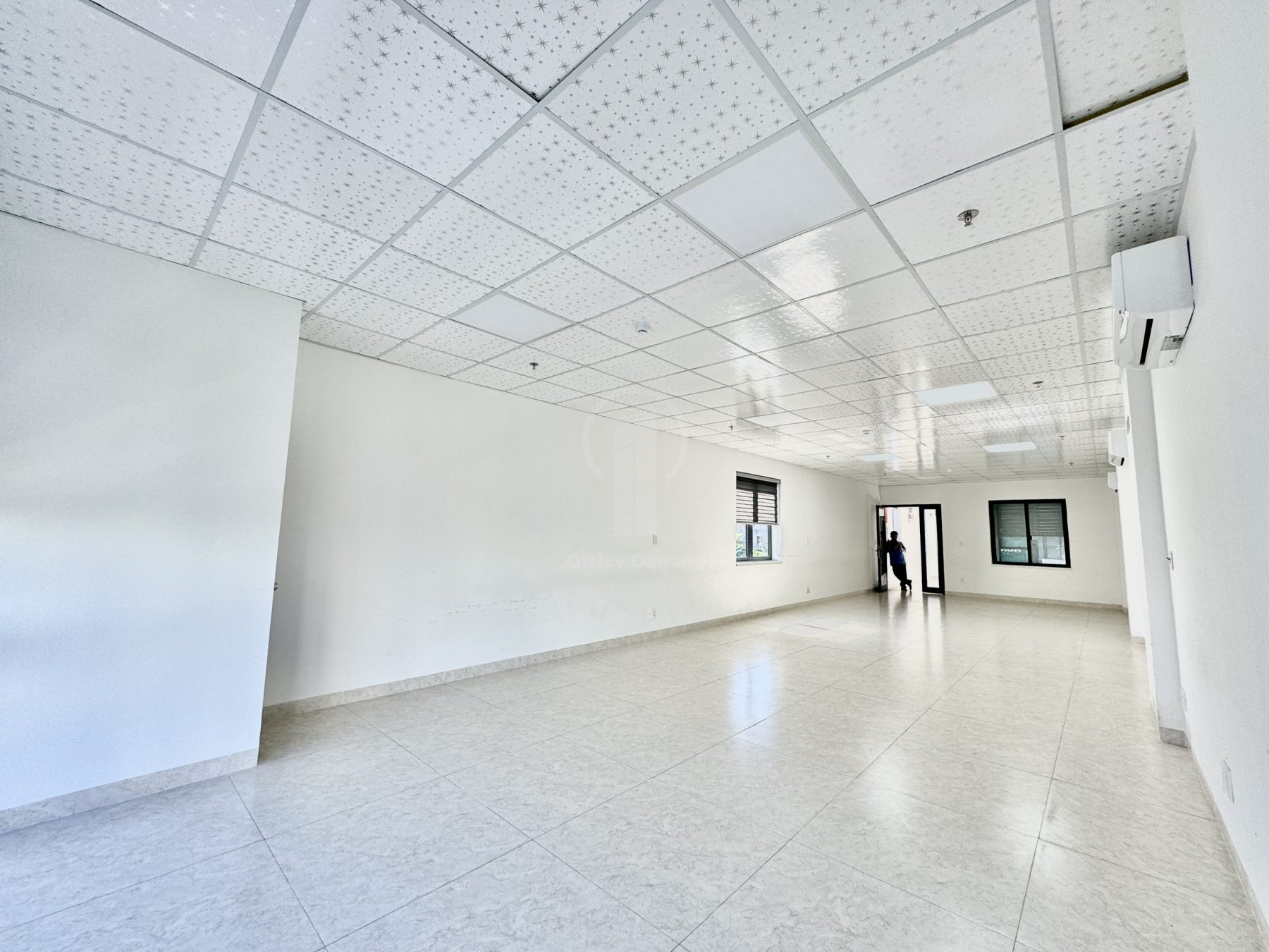 Toà nhà 7 OFFICE 2